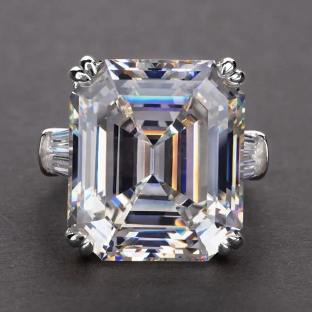 🩵 NEW Stunning rectangular cut 4 carat white sapphire ring 🩵